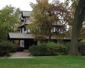 Walking Tour: North Divisions